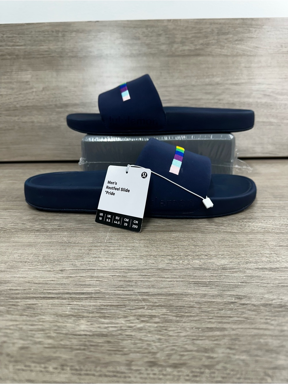 Lululemon MEN Restfeel slide PRIDE Size 10- NWT